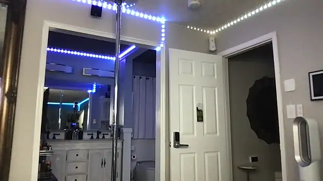 curvyfunlover online show from November 2025 10:37:01 AM