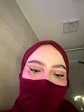 amaal  online show from November 2025 06:33:01 PM