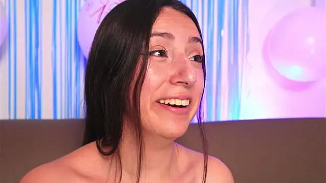 Sweet Sammy  online show from February 2026 08:40:01 PM