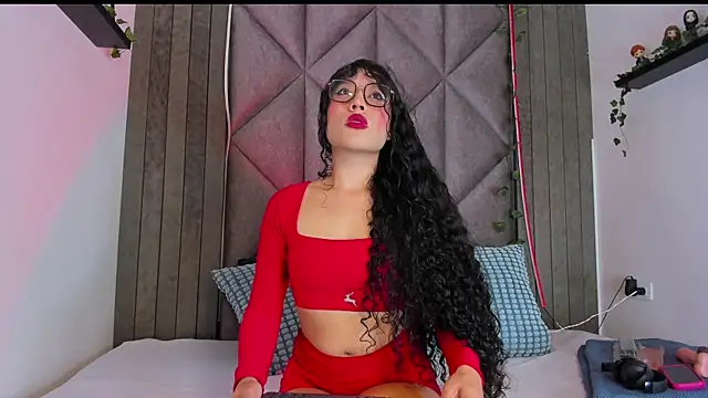 BriaConner  online show from November 2025 02:39:02 AM