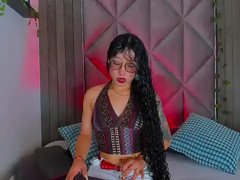 BriaConner  online show from June 2026 02:50:02 AM