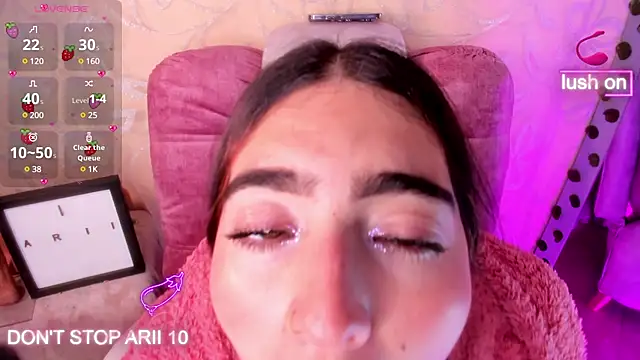 Snapshot of Arii_vega_ chatting on March 2025 01:29:01 PM Arii vega  online show from March 2025 01:29:01 PM