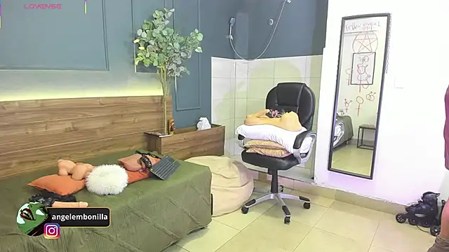 megan morgan01 online show from May 2026 12:14:01 PM