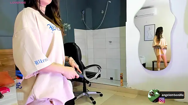 megan morgan01 online show from November 2025 12:05:02 PM