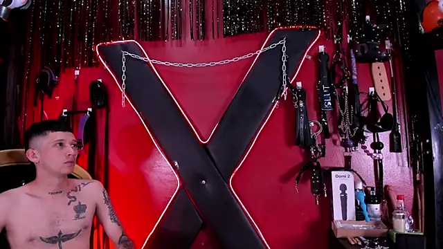 Snapshot of alexa_n_alex chatting on November 2025 08:45:01 PM alexa n alex online show from November 2025 08:45:01 PM