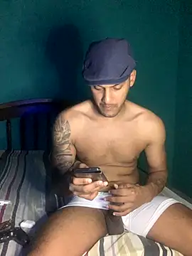 Pinocchiu online show from October 2025 11:27:02 PM