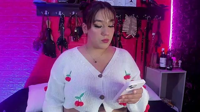 sarita moller online show from October 2025 03:54:02 AM