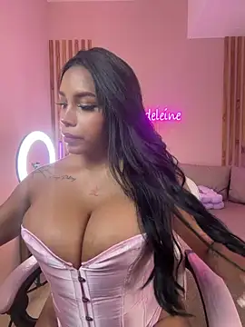 MadeleineSanez online show from May 2026 03:20:02 AM