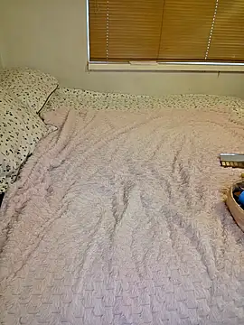 lilylove27 online show from October 2025 02:31:02 PM