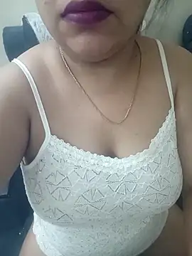Snapshot of Naughty-Trisha chatting on September 2025 07:01:02 AM Naughty-Trisha online show from September 2025 07:01:02 AM