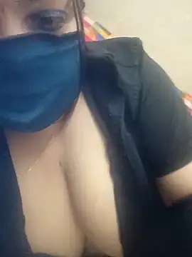 Snapshot of Naughty-Trisha chatting on October 2025 04:06:01 PM Naughty-Trisha online show from October 2025 04:06:01 PM