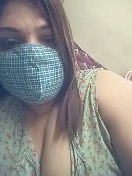 Snapshot of Naughty-Trisha chatting on November 2025 04:57:01 AM Naughty-Trisha online show from November 2025 04:57:01 AM