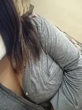 Snapshot of Naughty-Trisha chatting on September 2025 05:36:02 AM Naughty-Trisha online show from September 2025 05:36:02 AM