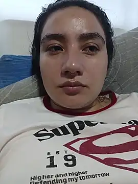 Hellen Alex online show from November 2025 02:28:02 PM