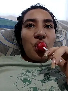 Hellen Alex online show from November 2025 03:15:01 PM