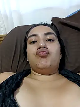 Hellen Alex online show from October 2025 02:42:02 PM