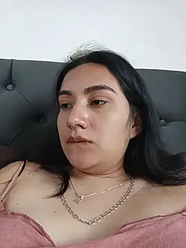 Hellen Alex online show from February 2026 01:18:02 PM