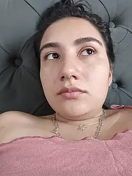 Hellen Alex online show from January 2026 01:37:02 PM