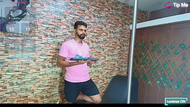 max ashley mds online show from December 2025 01:24:02 PM