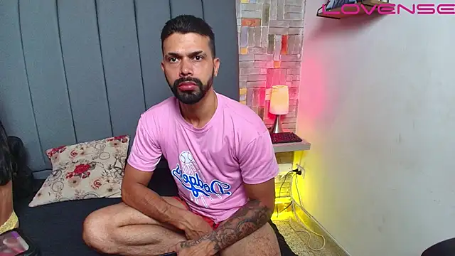 max ashley mds online show from May 2026 01:36:01 PM