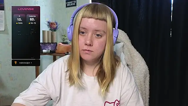 June shy0 online show from October 2025 09:22:02 AM