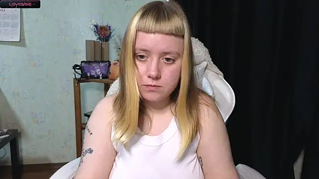 June shy0 online show from October 2025 10:36:01 AM