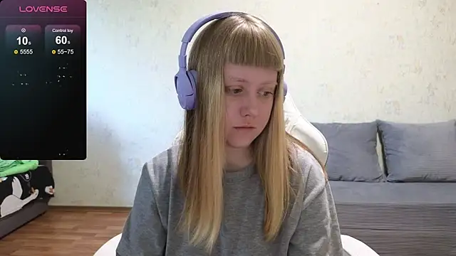 June shy0 online show from May 2026 08:18:01 AM