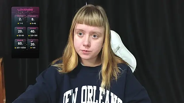 June shy0 online show from December 2025 08:13:01 AM