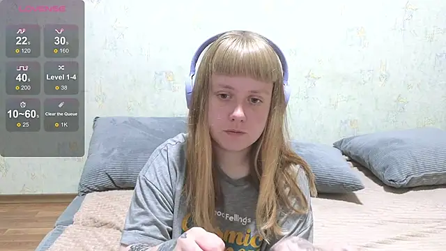Snapshot of June_shy0 chatting on June 2026 07:30:01 AM June shy0 online show from June 2026 07:30:01 AM