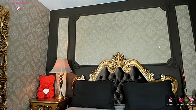 Snapshot of NahomiAcosta chatting on September 2025 04:52:01 AM NahomiAcosta online show from September 2025 04:52:01 AM