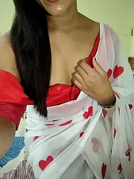 Snapshot of Meenakshi_ chatting on September 2025 01:56:01 AM Meenakshi  online show from September 2025 01:56:01 AM