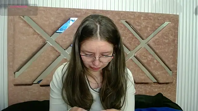  isaabellaa online show from June 2026 12:47:01 PM