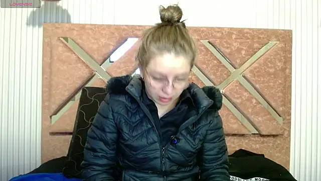  isaabellaa online show from June 2026 10:42:02 AM