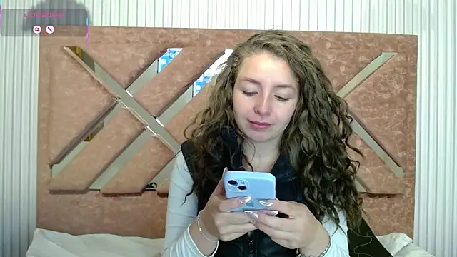  isaabellaa online show from April 2026 12:34:01 PM