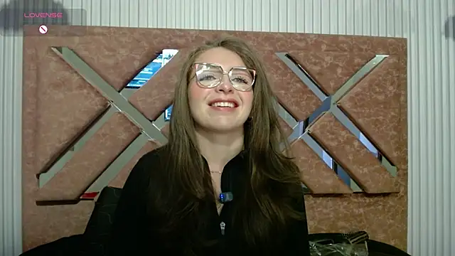  isaabellaa online show from June 2026 12:22:01 PM