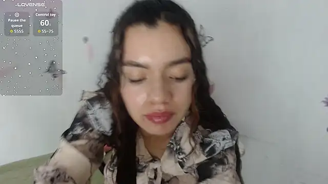 helen kinett online show from October 2025 10:10:01 PM