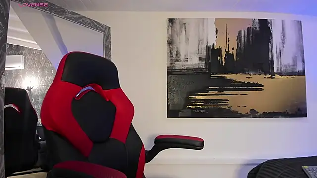 AriRobert  online show from October 2025 04:22:02 AM