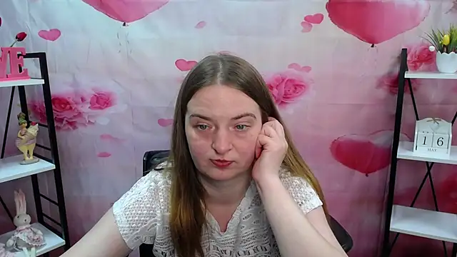 Snapshot of FreyaDak chatting on May 2026 05:02:02 PM FreyaDak online show from May 2026 05:02:02 PM