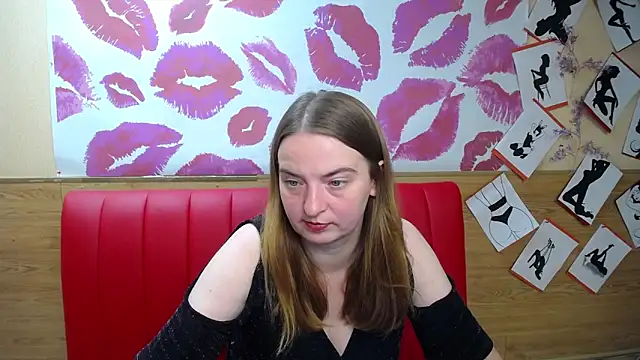 FreyaDak online show from October 2025 05:02:01 PM