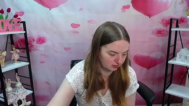 Snapshot of FreyaDak chatting on April 2026 05:06:02 PM FreyaDak online show from April 2026 05:06:02 PM