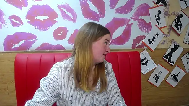 FreyaDak online show from September 2025 05:09:01 PM