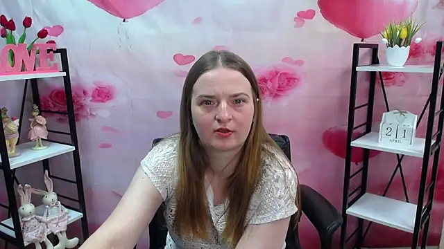 Snapshot of FreyaDak chatting on April 2026 05:08:01 PM FreyaDak online show from April 2026 05:08:01 PM