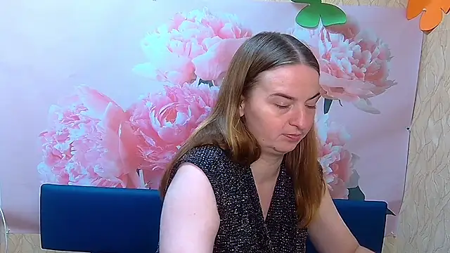 FreyaDak online show from October 2025 05:05:01 PM