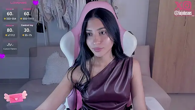 Snapshot of Sweetnaughtygirl_ chatting on February 2026 03:29:01 AM Sweetnaughtygirl online show from February 2026 03:29:01 AM