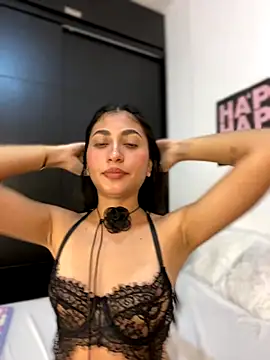 Snapshot of Sweetnaughtygirl_ chatting on November 2025 02:48:02 AM Sweetnaughtygirl online show from November 2025 02:48:02 AM