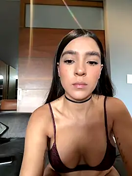 Olivia Collins1 online show from November 2025 06:41:01 PM