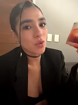 Olivia Collins1 online show from November 2025 05:19:01 AM