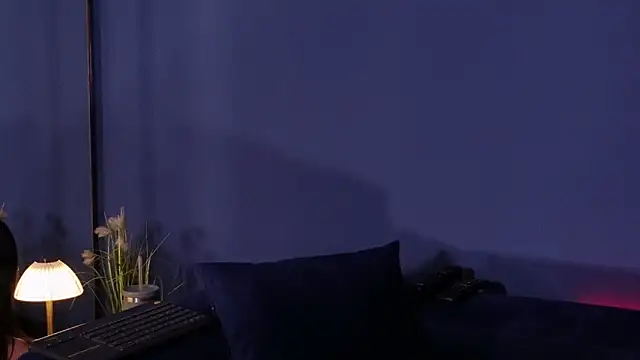 Olivia Collins1 online show from February 2026 12:23:01 AM