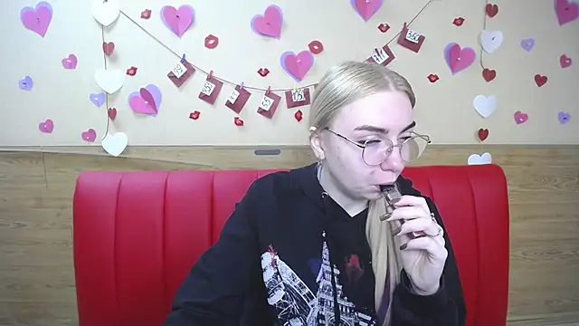 BeatriceFly online show from March 2025 06:35:02 AM
