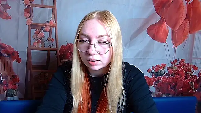 BeatriceFly online show from February 2026 12:35:01 PM